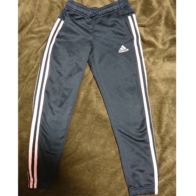 adidas(アディダス)のアディダス ジャージ 130  キッズ/ベビー/マタニティのキッズ服女の子用(90cm~)(パンツ/スパッツ)の商品写真