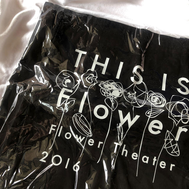 flower(フラワー)のFlower トートバッグ メンズのバッグ(トートバッグ)の商品写真