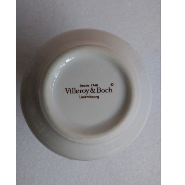 ビレロイ&ボッホ(ビレロイアンドボッホ)のVilleroy&Boch Luxembourg　陶器と皿　2点 インテリア/住まい/日用品のインテリア小物(置物)の商品写真