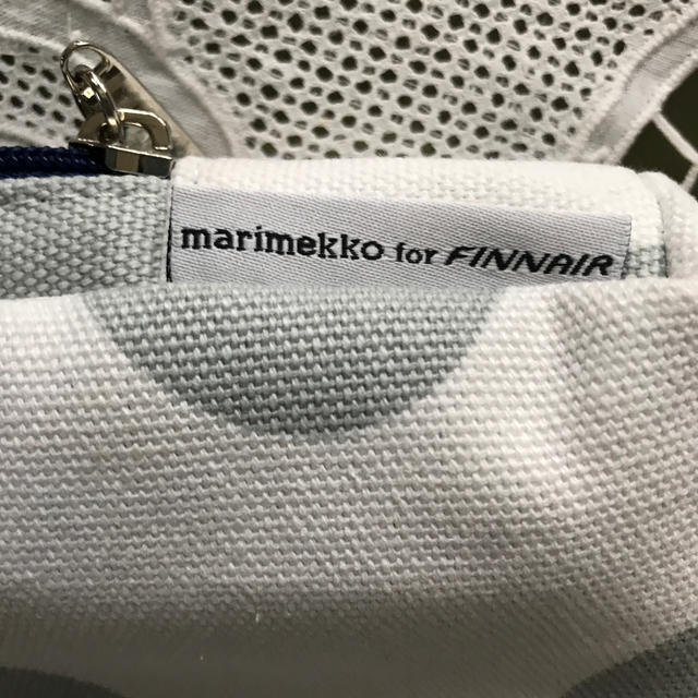 marimekko(マリメッコ)のビジネスクラス　marimekko for FINNAIR ポーチ インテリア/住まい/日用品の日用品/生活雑貨/旅行(旅行用品)の商品写真