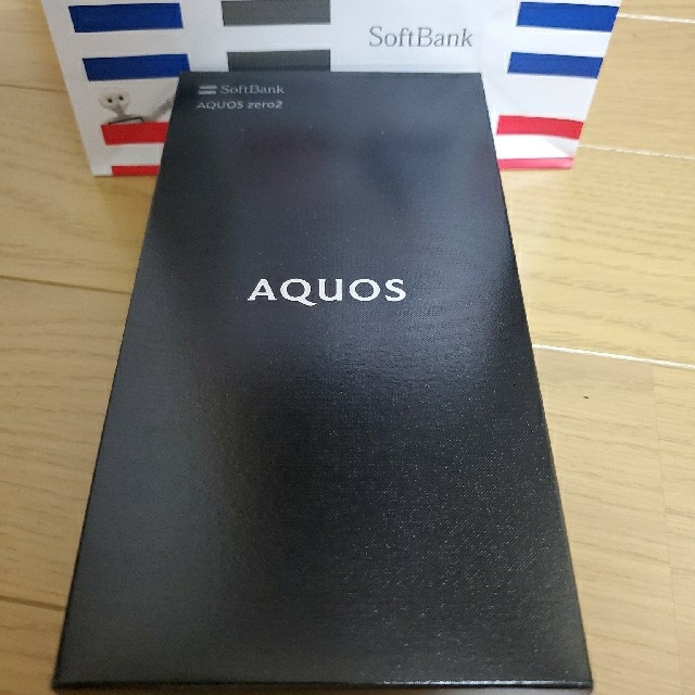AQUOS zero2 906SH アストロブラック スマートフォン/携帯電話 AQUOS zero2 906SH アストロブラック スマートフォン/携帯電話