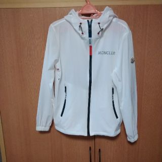 モンクレール(MONCLER)のナイロンパーカー(パーカー)