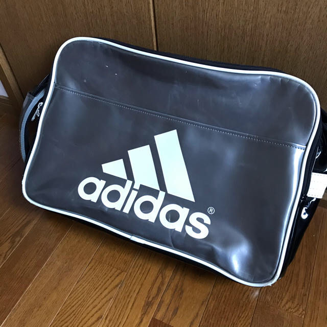 adidas(アディダス)の値下　ジャージほか４着上下セットadidas asics エナメルバッグほか多数 メンズのトップス(ジャージ)の商品写真