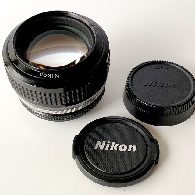 nikon Ai nikkor 50mm f1.2 の並品です nikon Ai nikkor 50mm f1.2 の並品です
