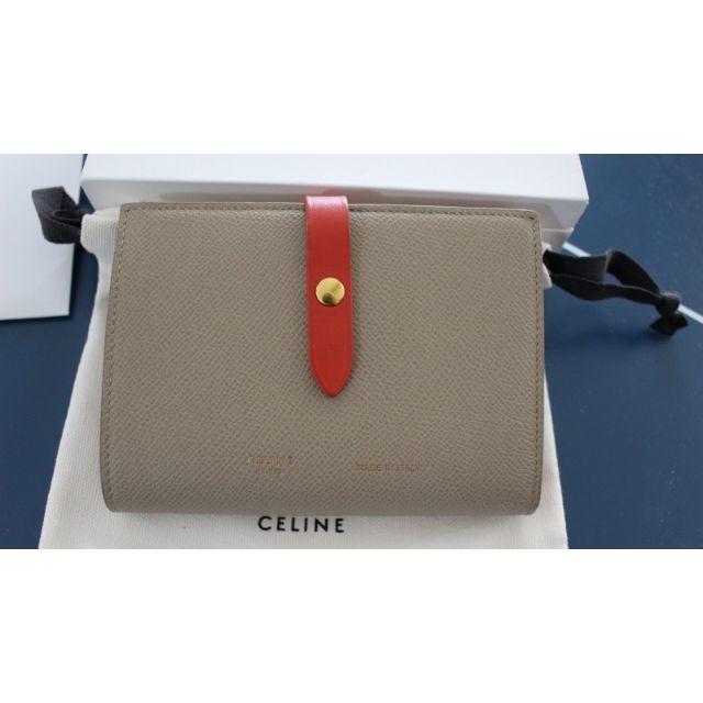 celine(セリーヌ)のセリーヌ CELINE ストラップミディアムウォレット 極美品 広島そごう購入 レディースのファッション小物(財布)の商品写真