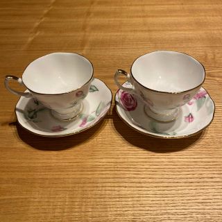 ロイヤルアルバート(ROYAL ALBERT)の【新品　未使用】　ロイヤルアルバート　コーヒーカップ　２個セット(グラス/カップ)