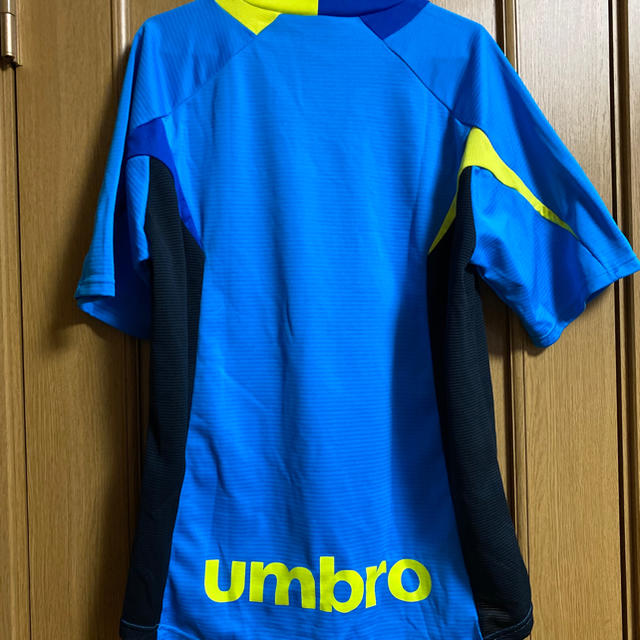 UMBRO(アンブロ)の『ジュンイチ様』【umbro】スポーツTシャツ サッカーTシャツ メンズ スポーツ/アウトドアのサッカー/フットサル(ウェア)の商品写真