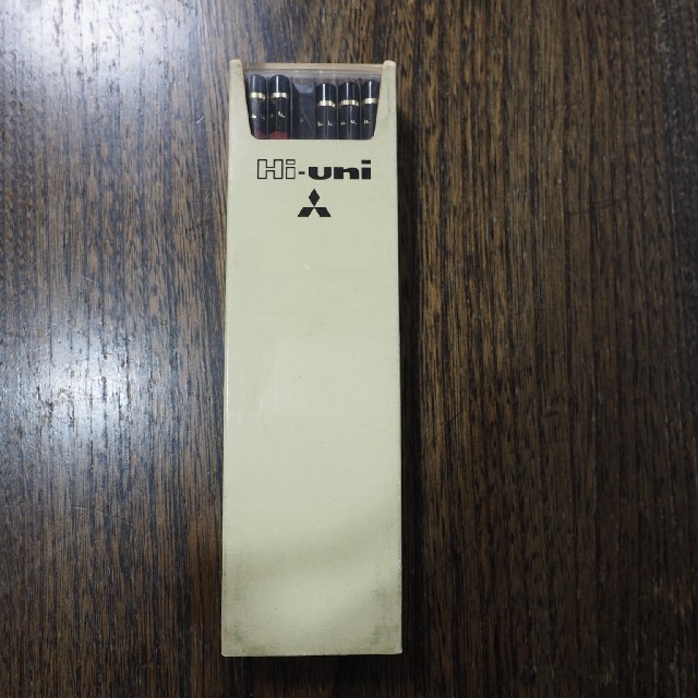 三菱鉛筆(ミツビシエンピツ)のHi-uni　鉛筆　F エンタメ/ホビーのアート用品(鉛筆)の商品写真
