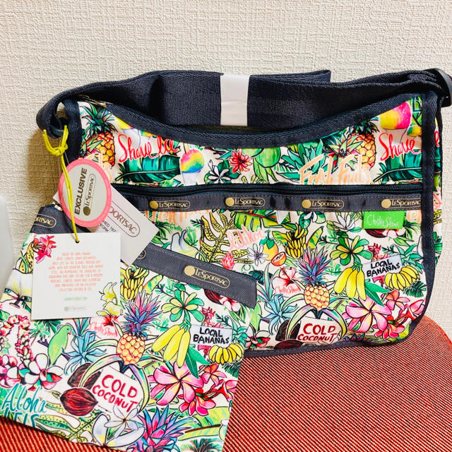 【ハワイ限定】LeSportsac Classic Hobo ポーチ付ショルダー