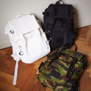 moussy - 即完売!moussy×MAKAVELICの通販 by sun*self_beach ...