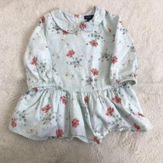 ベビーギャップ(babyGAP)の花柄トップス  70(シャツ/カットソー)