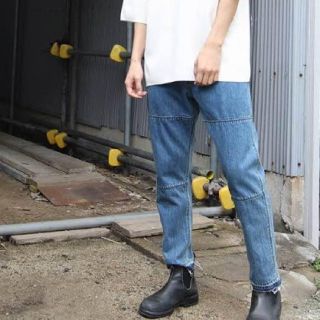 コモリ(COMOLI)のessay p-1 SlIM TAPERED DENIM(デニム/ジーンズ)