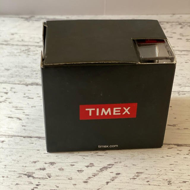 TIMEX(タイメックス)の【新品】timex デジタルクラシック腕時計　タイメックス　ゴールド メンズの時計(腕時計(デジタル))の商品写真