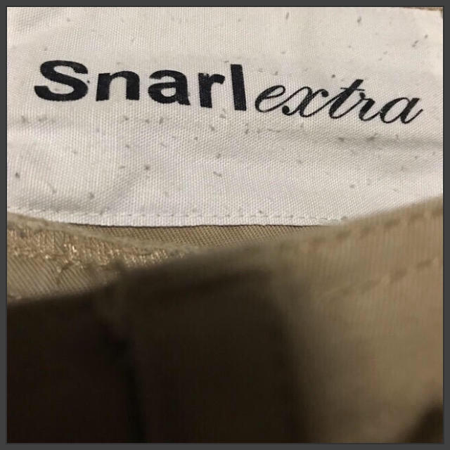 Snarl extra(スナールエクストラ)のお買い得！Snarl extra ベージュパンツ レディースのパンツ(カジュアルパンツ)の商品写真