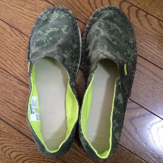 ハワイアナス(havaianas)の新品ハワイアナス☆カモフラ(スリッポン/モカシン)