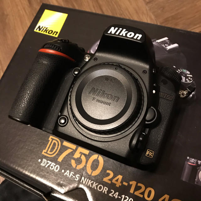 Nikon(ニコン)のNikon D750 24-120mm 4G VR Kit スマホ/家電/カメラのカメラ(デジタル一眼)の商品写真