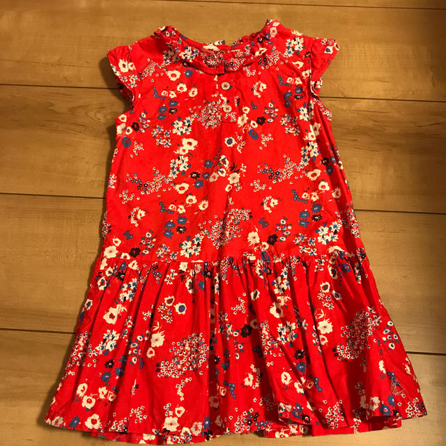 PETIT BATEAU(プチバトー)のPETIT BATEAU プチバトー　赤　ワンピース 86cm キッズ/ベビー/マタニティのベビー服(~85cm)(ワンピース)の商品写真