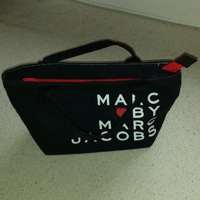 MARC BY MARC JACOBS(マークバイマークジェイコブス)のMARC BY MARC JACOBS レディースのバッグ(トートバッグ)の商品写真