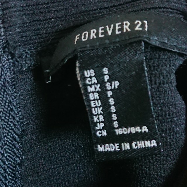 FOREVER 21(フォーエバートゥエンティーワン)の【ゆらはむこ様専用】Forever21ブラックハイネックワンピ 、デニムジャケッ レディースのワンピース(ミニワンピース)の商品写真