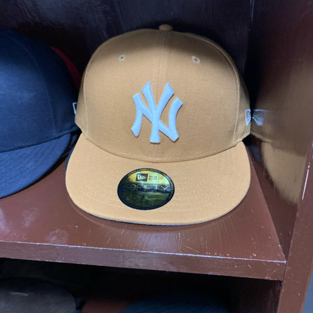 NEW ERA(ニューエラー)のニューエラー　New York Yankees 茶色　 メンズの帽子(キャップ)の商品写真