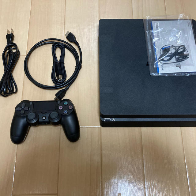 PlayStation4 ジェット・ブラック 500GB CUH-2200A