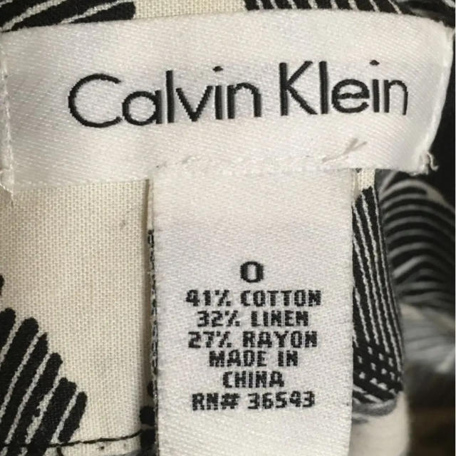 Calvin Klein(カルバンクライン)の【Calvin Klein】タックスカート レディースのスカート(ミニスカート)の商品写真