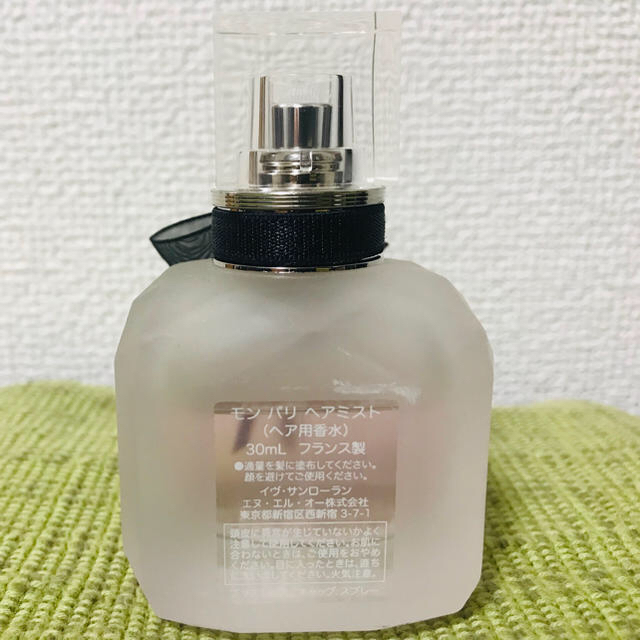 Yves Saint Laurent Beaute(イヴサンローランボーテ)のモンパリ　ヘアミスト　30ml コスメ/美容のヘアケア/スタイリング(ヘアウォーター/ヘアミスト)の商品写真