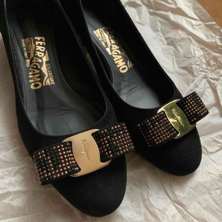 FERRAGAMO(ハイヒール/パンプス)のフリマアイテム一覧 FERRAGAMO(ハイヒール/パンプス)のフリマアイテム一覧