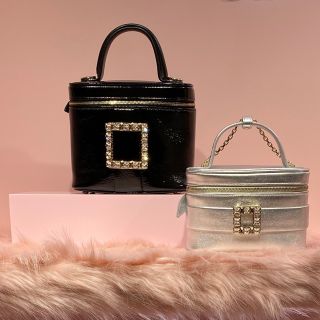 ロジェヴィヴィエ(ROGER VIVIER)の✨ami様ご専用ロジェヴィヴィエヴァニティ✨新品未使用✨(ハンドバッグ)