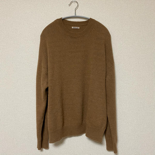 COMOLI(コモリ)の【定価33,000円】AURALEE ベビーキャメルニット 17aw サイズ4 メンズのトップス(ニット/セーター)の商品写真