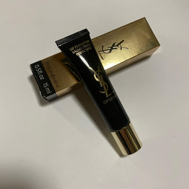 Yves Saint Laurent Beaute(イヴサンローランボーテ)の【新品未使用】サンローラン トップシークレットリップパーフェクター コスメ/美容のスキンケア/基礎化粧品(リップケア/リップクリーム)の商品写真