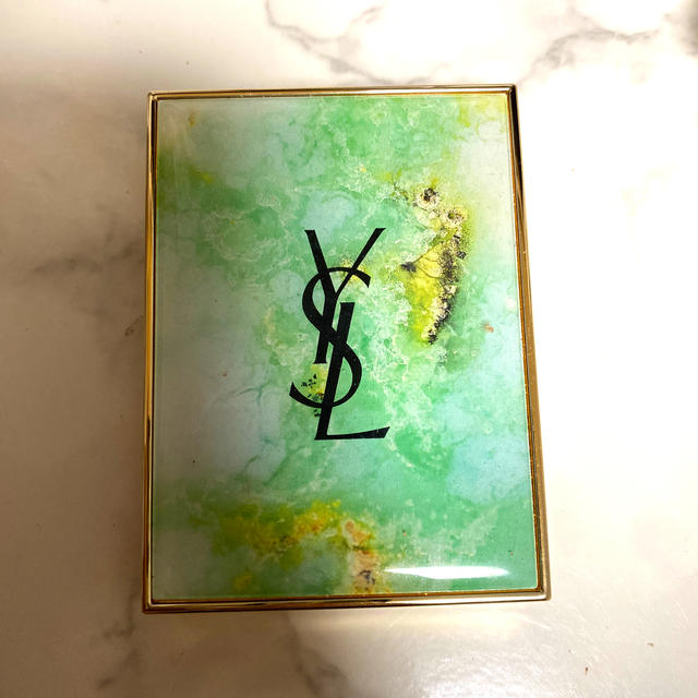 Yves Saint Laurent Beaute(イヴサンローランボーテ)のクチュールクルールパレット　ボーホーストーンアイ コスメ/美容のベースメイク/化粧品(アイシャドウ)の商品写真