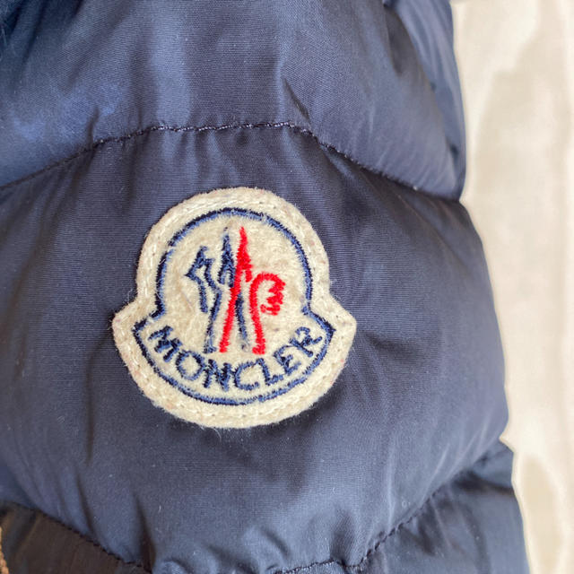 MONCLER(モンクレール)のモンクレールキッズ8a130㎝ キッズ/ベビー/マタニティのキッズ服女の子用(90cm~)(ジャケット/上着)の商品写真