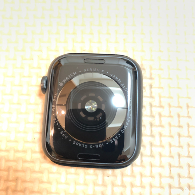Apple Watch(アップルウォッチ)の【きむにい様専用】Apple Watch Series4 44mm セルラー スマホ/家電/カメラのスマートフォン/携帯電話(その他)の商品写真