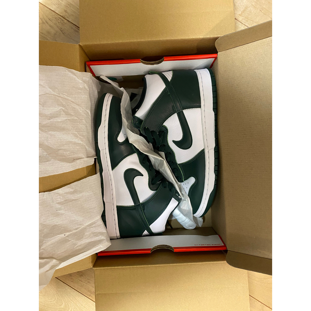 NIKE(ナイキ)のNIKEダンクhigh Spartan green 27cm メンズの靴/シューズ(スニーカー)の商品写真