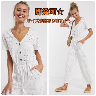 エイソス(asos)の☆asos☆各種サイズ有☆フロントボタンジャンプスーツ☆ホワイト☆即発可☆(オールインワン)