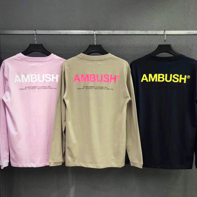 saintvêtement (saintv・tement)(サンベットモン)のAMBUSH ロンT ベージュ メンズのトップス(Tシャツ/カットソー(七分/長袖))の商品写真