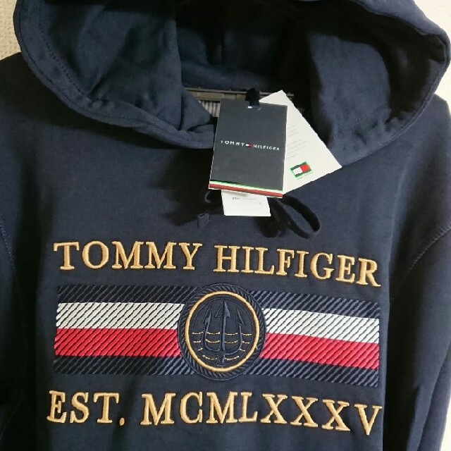 TOMMY HILFIGER - トミー 人気の刺繍ロゴ フーディ パーカー レア品
