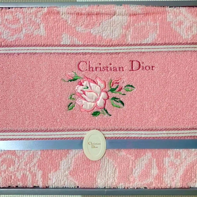 Christian Dior(クリスチャンディオール)のChristian Diorバスタオル Dior dior タオル バスタオル インテリア/住まい/日用品の日用品/生活雑貨/旅行(タオル/バス用品)の商品写真