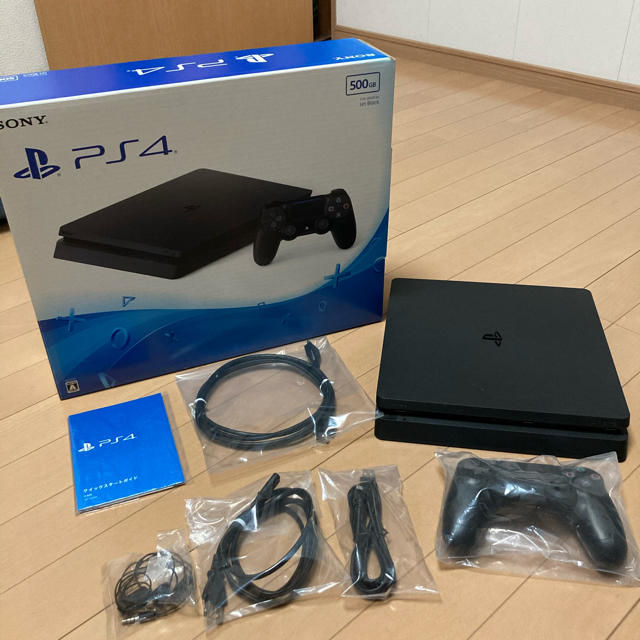 ゲームソフトゲーム機本体SONY PlayStation4 本体 CUH-2000AB01