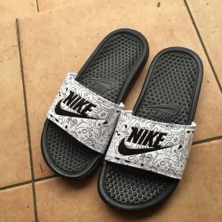 ナイキ(NIKE)のナイキ☆激かわサンダル(サンダル)