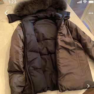 FENDI(ダウンジャケット)のフリマアイテム一覧 FENDI(ダウンジャケット)のフリマアイテム一覧