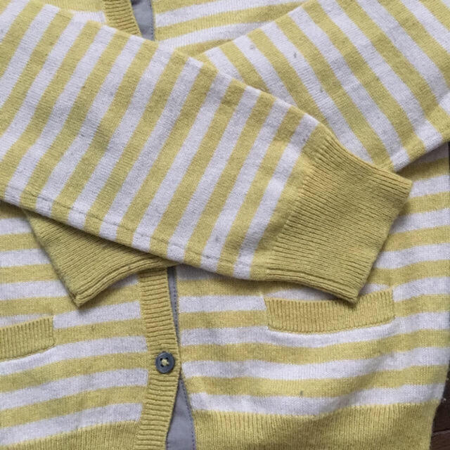 PETIT BATEAU(プチバトー)のプチバトー ボーダー カーディガン 6ans 114cm キッズ/ベビー/マタニティのキッズ服女の子用(90cm~)(カーディガン)の商品写真