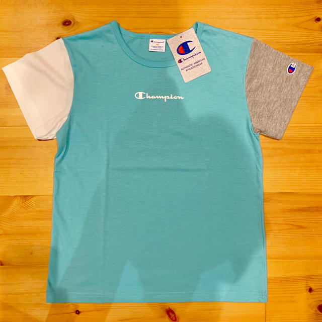 Champion(チャンピオン)の新品☆チャンピオン Tシャツ キッズ/ベビー/マタニティのキッズ服女の子用(90cm~)(Tシャツ/カットソー)の商品写真