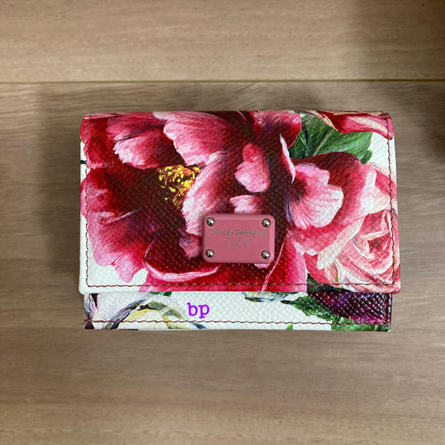 ✨大好評発売中✨ DOLCEu0026GABBANA 花柄ミニウォレット