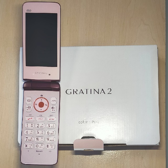 au(エーユー)の★お値下げ★ GRATINA2 3G     グラティーナ2 スマホ/家電/カメラのスマートフォン/携帯電話(携帯電話本体)の商品写真