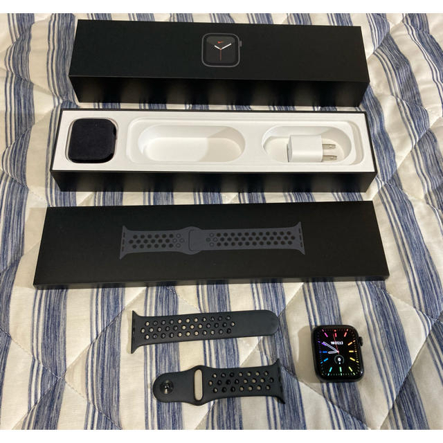 Apple Watch Apple Watch 5 5 GPS 腕時計(デジタル) NIKE スペースグレイ 時計 保証あり 一流の国内正規品