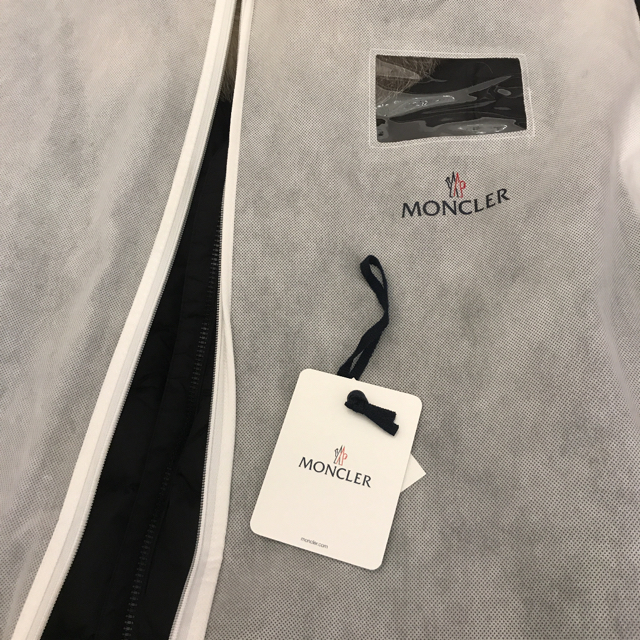 MONCLER(モンクレール)のモンクレール ロングダウン Hirondelle サイズ1 レディースのジャケット/アウター(ダウンジャケット)の商品写真