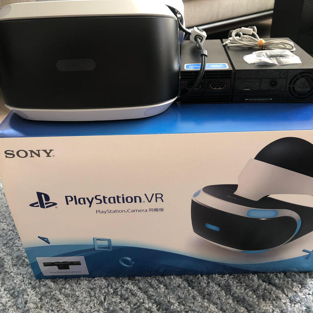 PlayStation VR(プレイステーションヴィーアール)の✨最終価格‼︎PlayStation VR✨ エンタメ/ホビーのゲームソフト/ゲーム機本体(家庭用ゲーム機本体)の商品写真