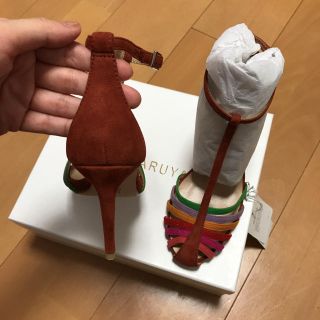 セット送料無料 KEITAMARUYAMA スエードサンダル マルチ - 通販
